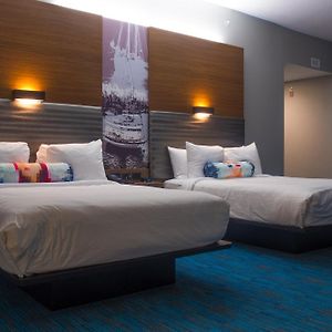 Aloft Guest room 2 Queen